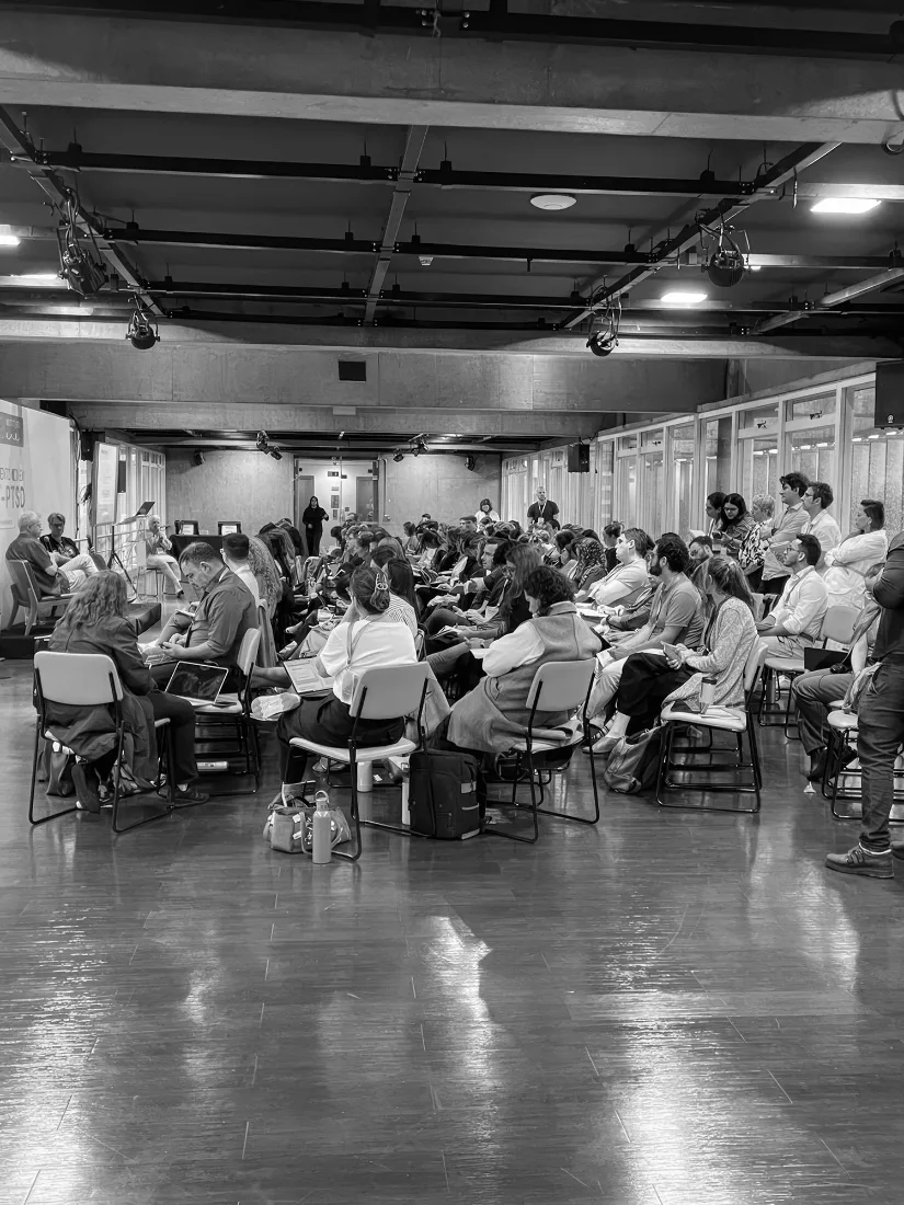 Plateia do treinamento presencial em DBT-PTSD